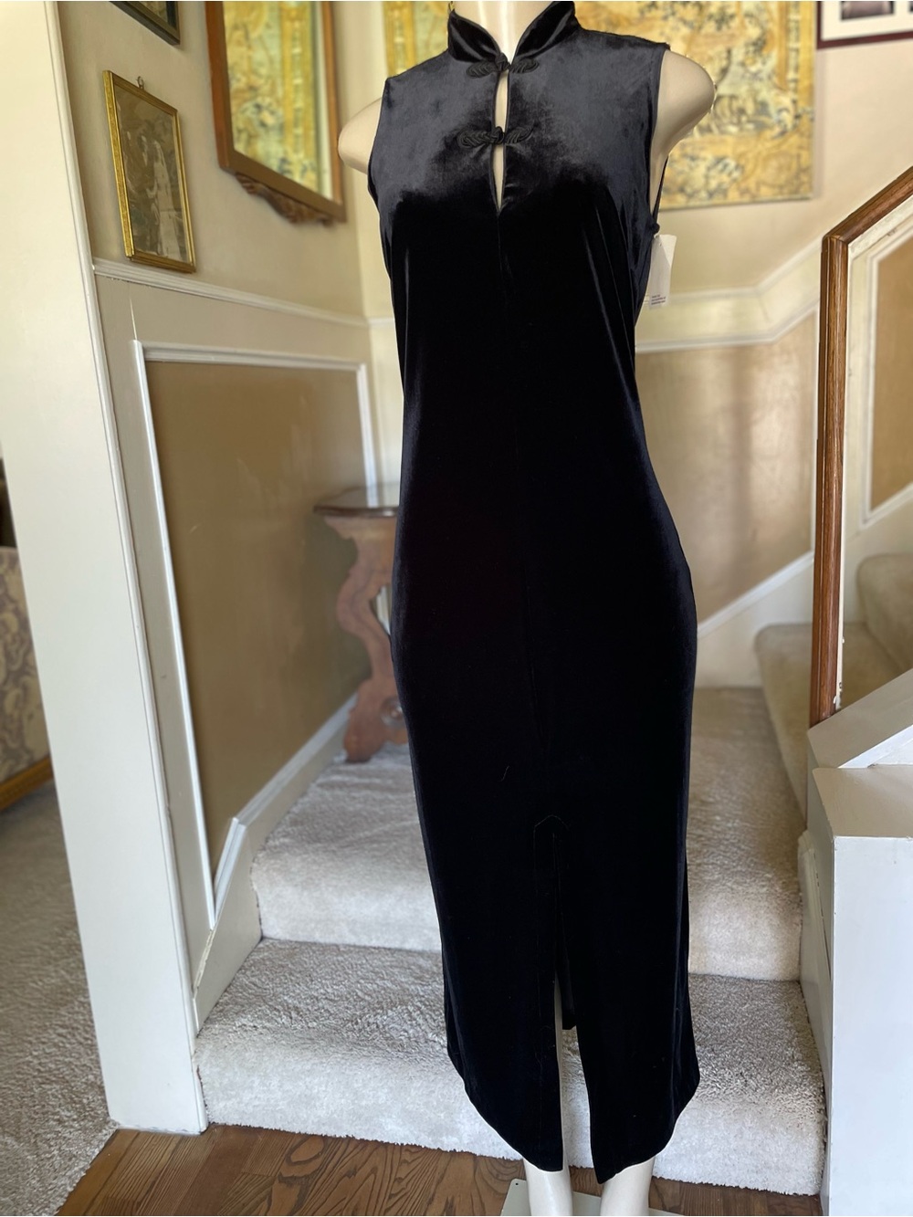 Dressing Clio vintage Black Velvet Sleeveless Midi /Maxi Dress in Sz: Small NWT
